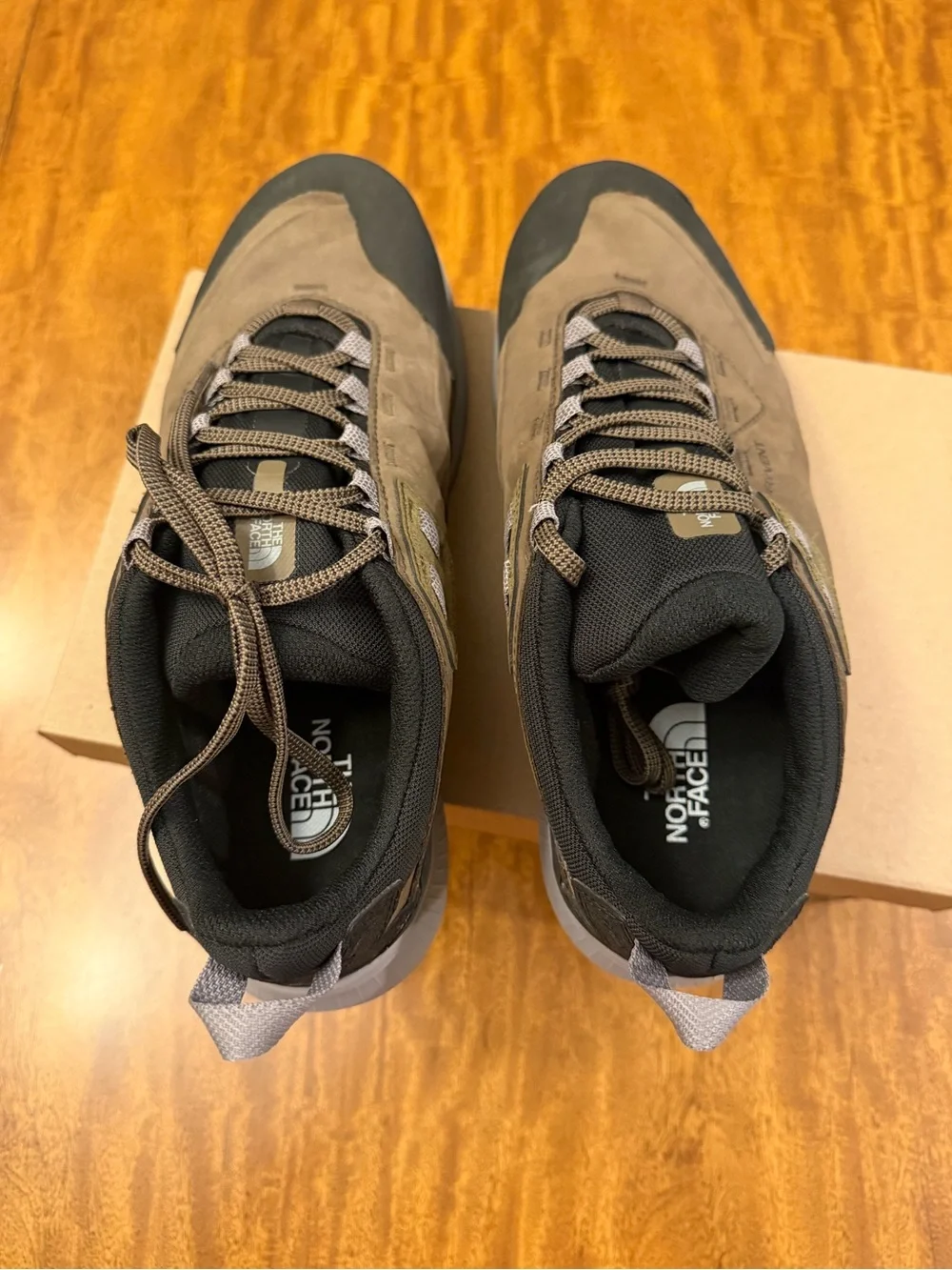 THE NORTH FACE men’s CRAGSTONE LEATHER WATERPROOF SHOE